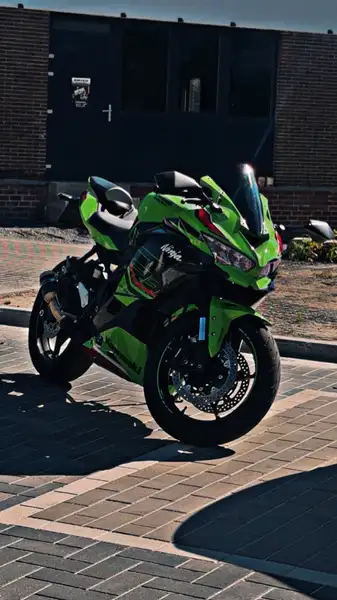 Kawasaki NINJA ZX-4RR - foto 3