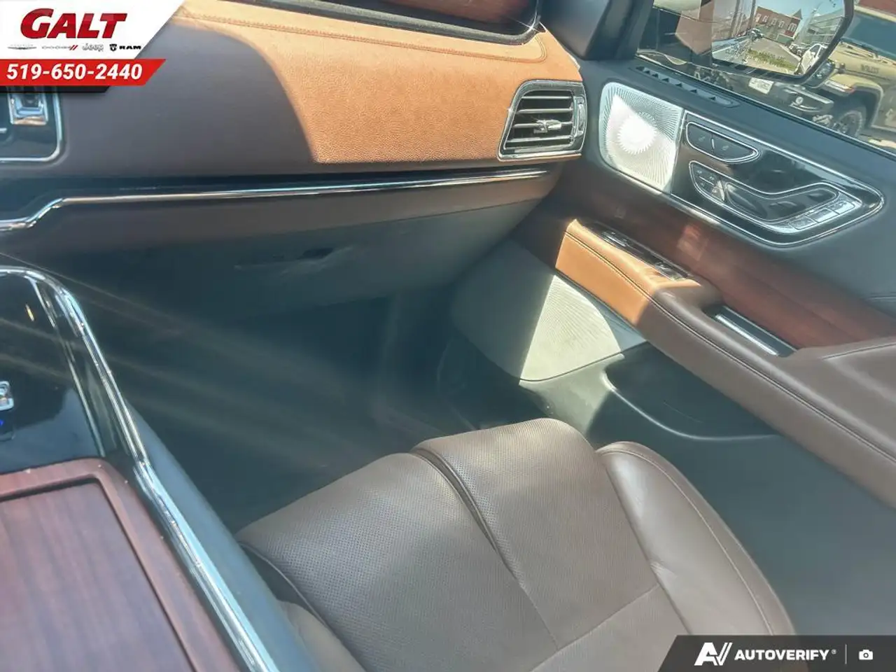 Lincoln Navigator снимка Lincoln Navigator