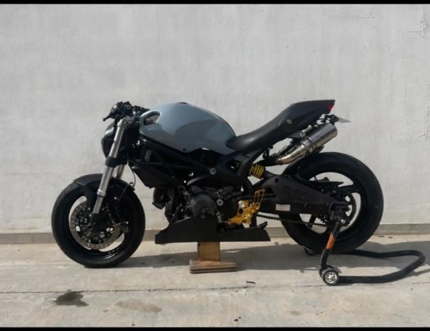 Ducati 620 Sport - 1