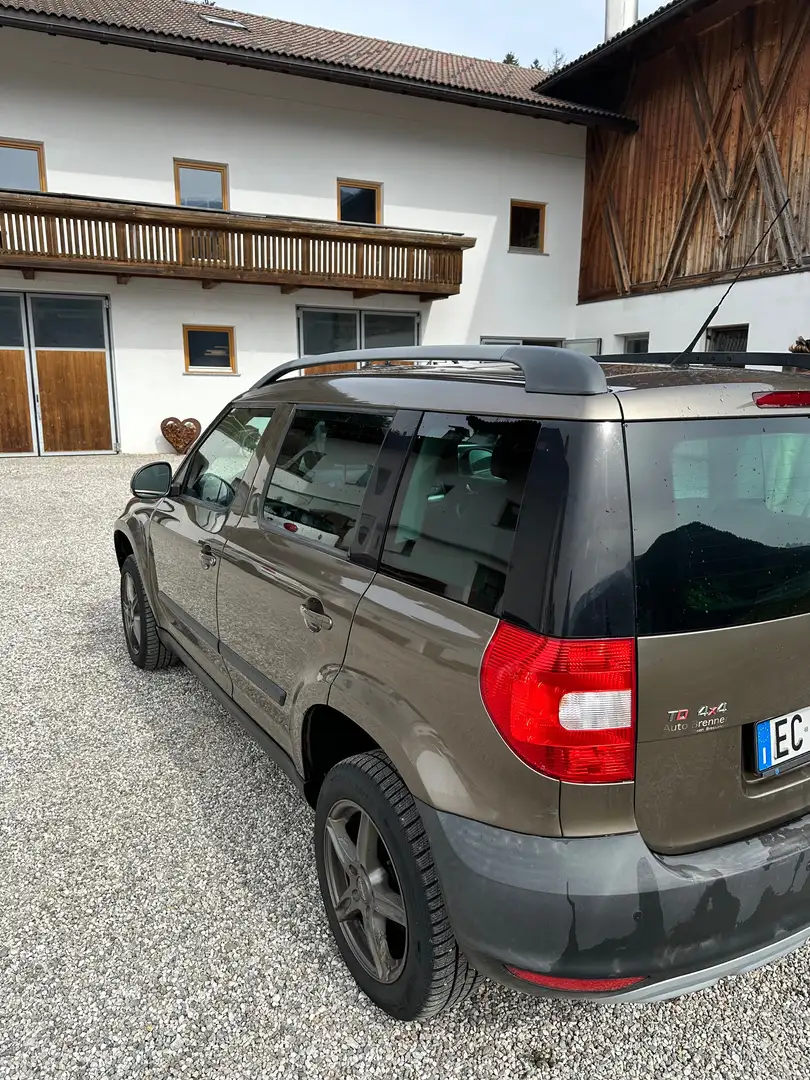 Skoda Yeti Yeti 2009 2.0 tdi Advance 4x4 170cv Bronzo - 1