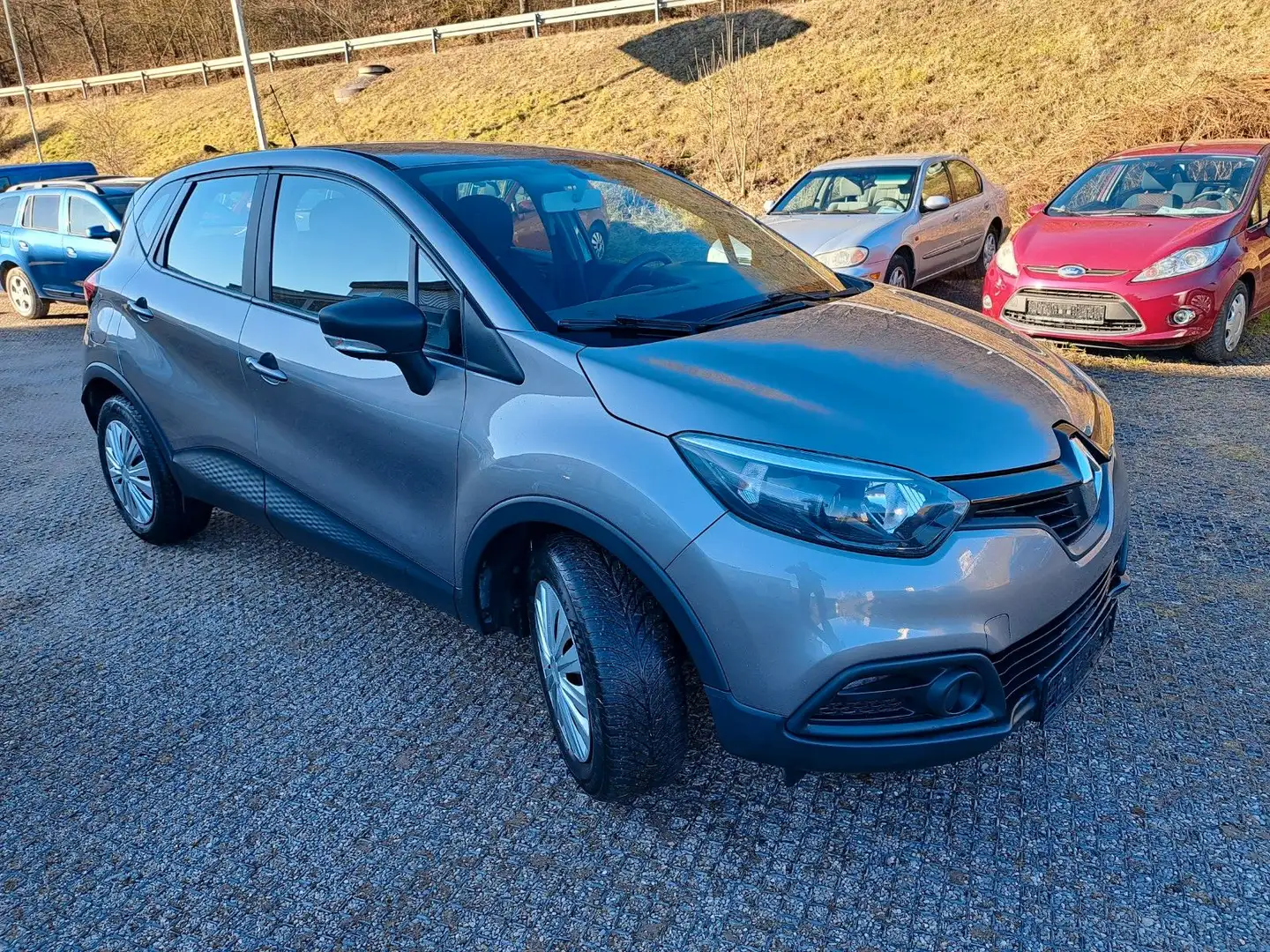 Renault Captur Expression Klima Tempomat Grau - 1