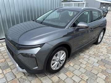 85 - 82 kWh 285 PS-Anhängerkupplung-Navi-Apple...