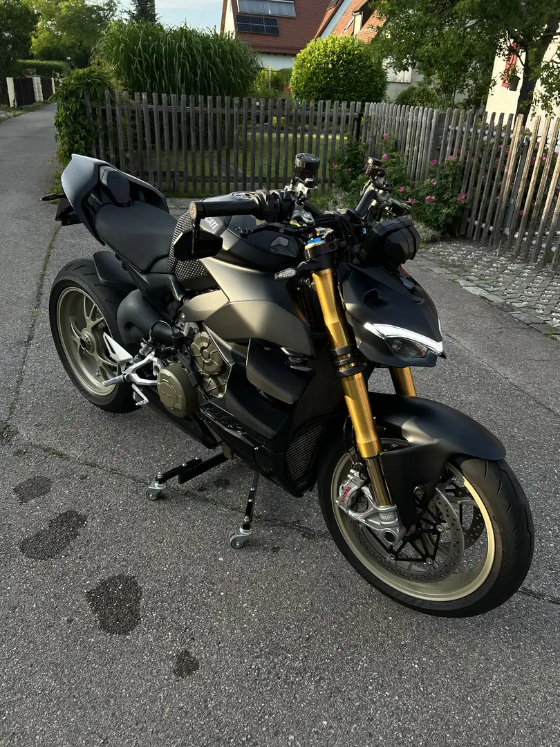 Ducati Streetfighter V4S - Dark Stealth Schwarz - 1