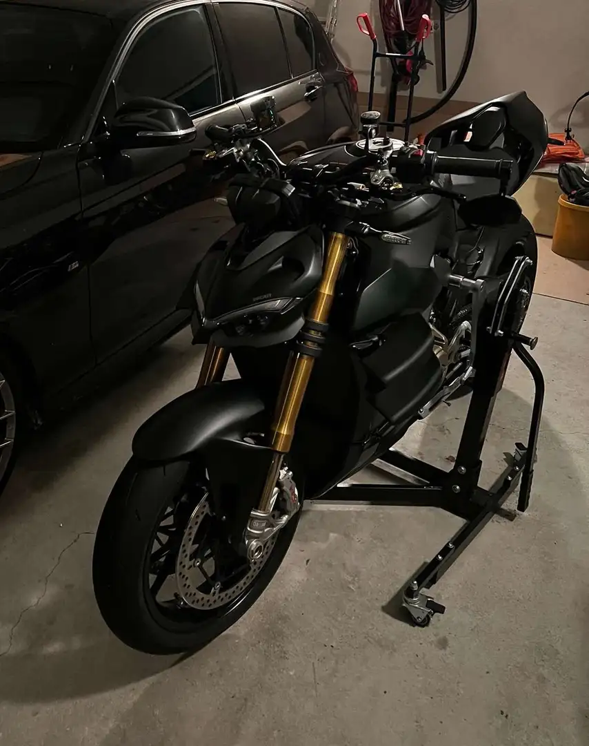 Ducati Streetfighter V4S - Dark Stealth Schwarz - 2