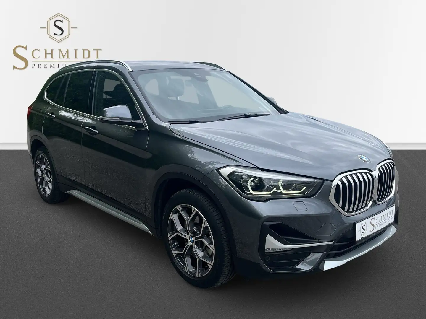 BMW X1 xDrive25d xLine Grau - 2
