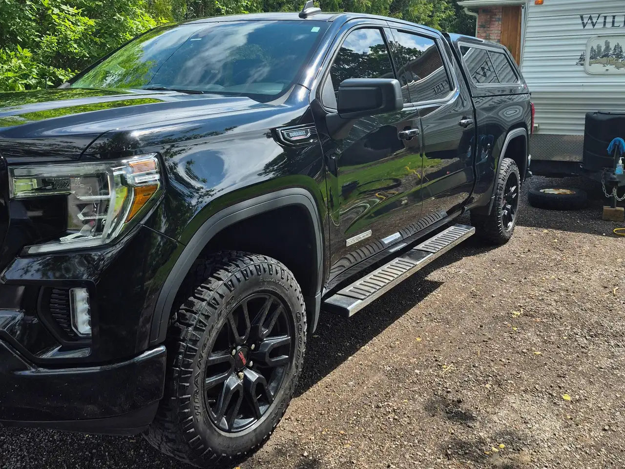 GMC Sierra 1500 снимка GMC Sierra 1500