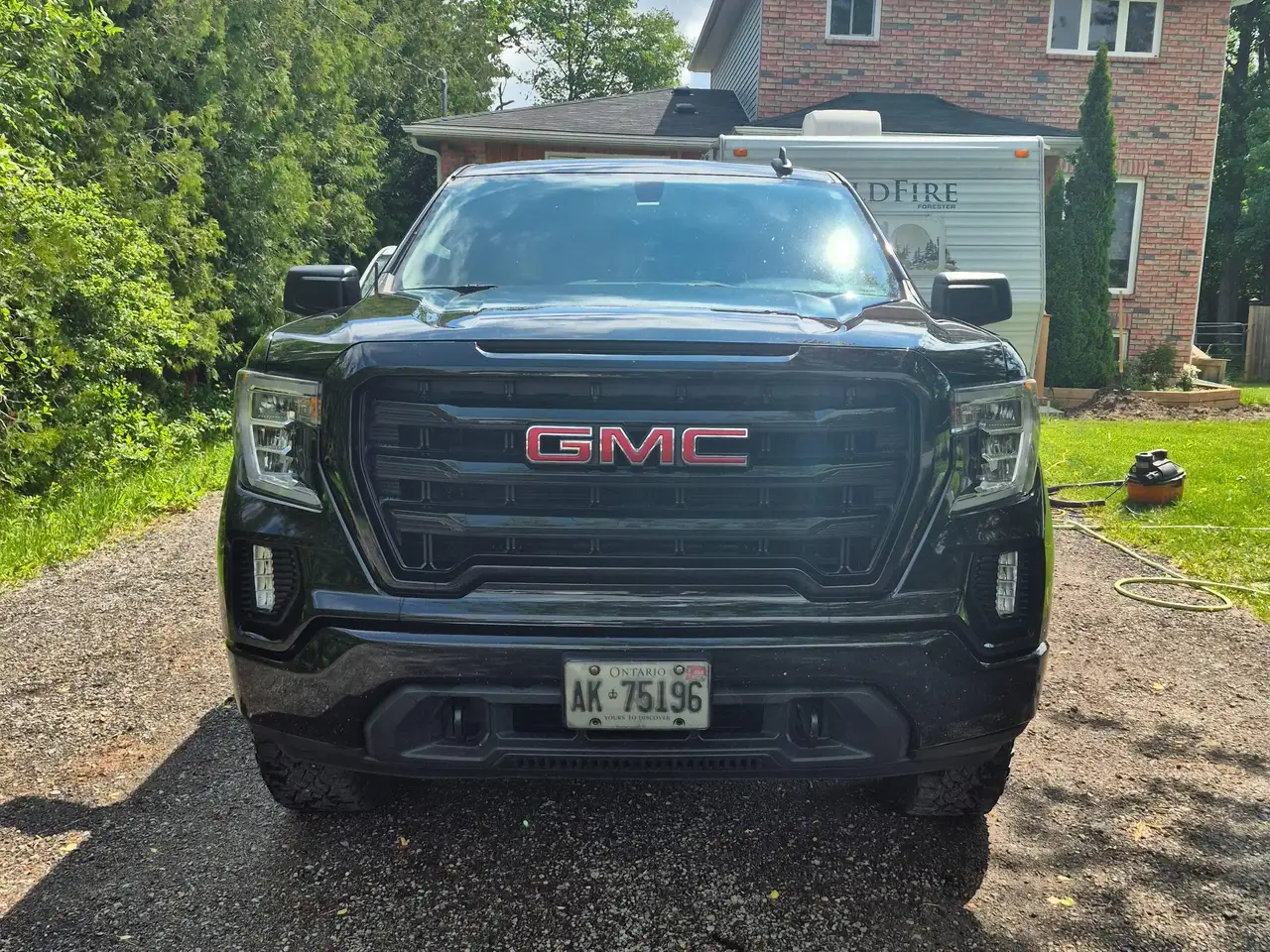 GMC Sierra 1500 снимка GMC Sierra 1500