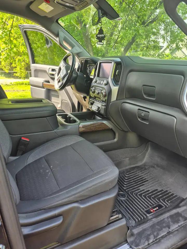 GMC Sierra 1500 снимка GMC Sierra 1500