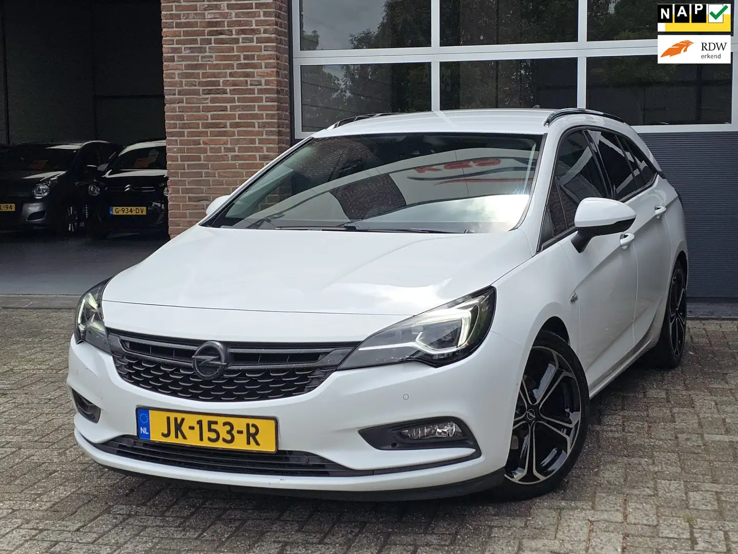 Opel Astra Sports Tourer 1.4 Innovation Vol |Leer |PDC |Navi Wit - 1