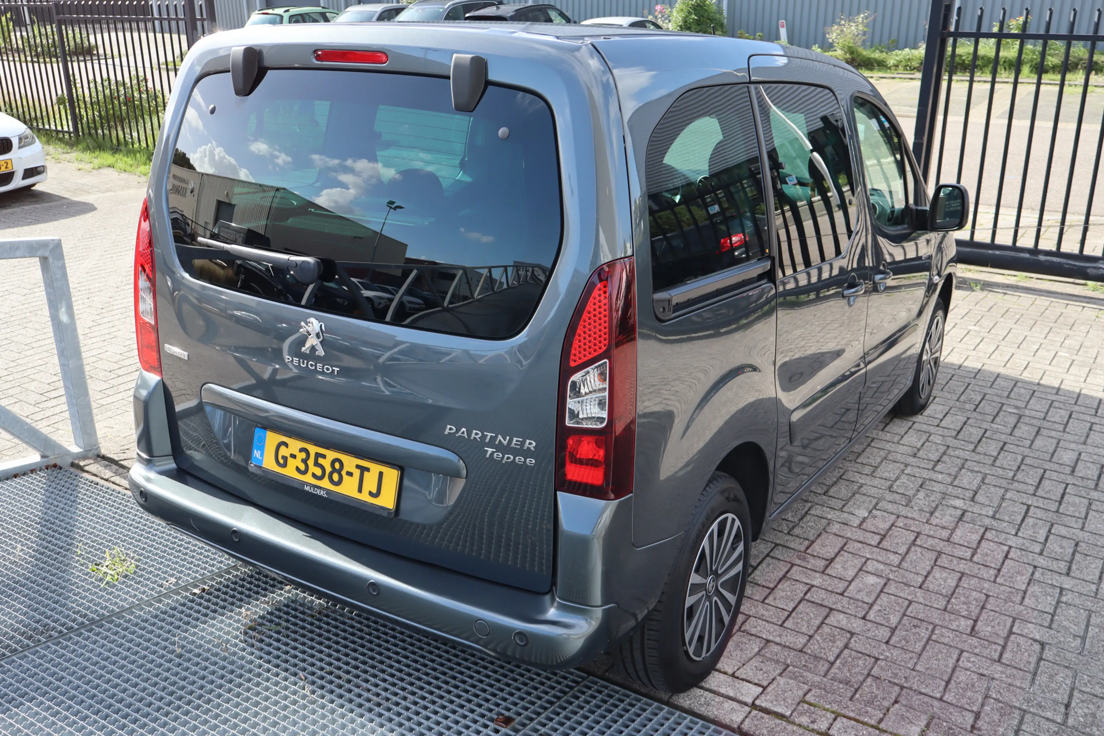 Peugeot Partner Tepee Electric Active NL Auto/Parkeersensoren/Acht — photo 9