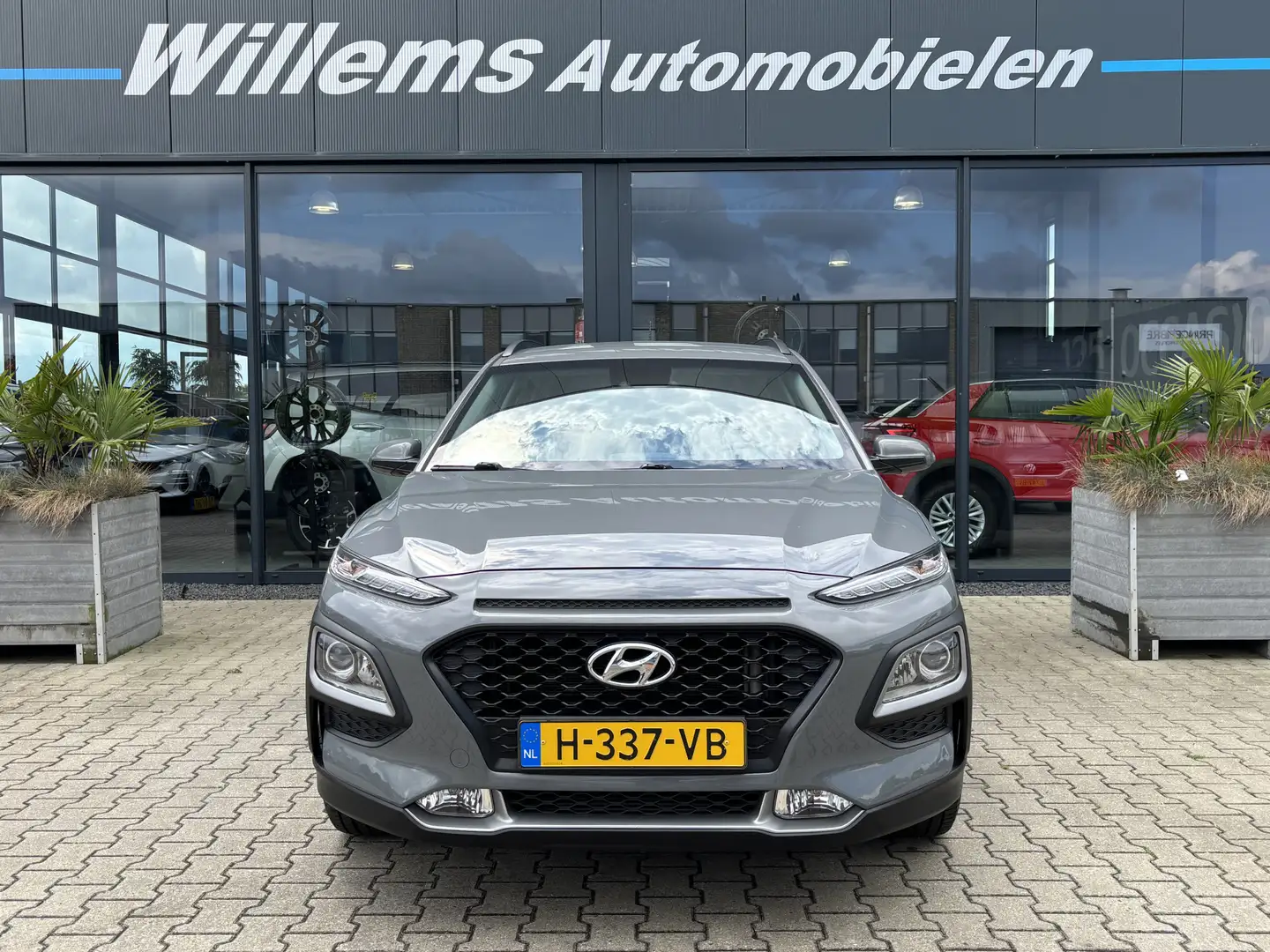 Hyundai KONA 1.0 T-GDI Comfort Camera, Cruise Control & App-Con Gris - 2