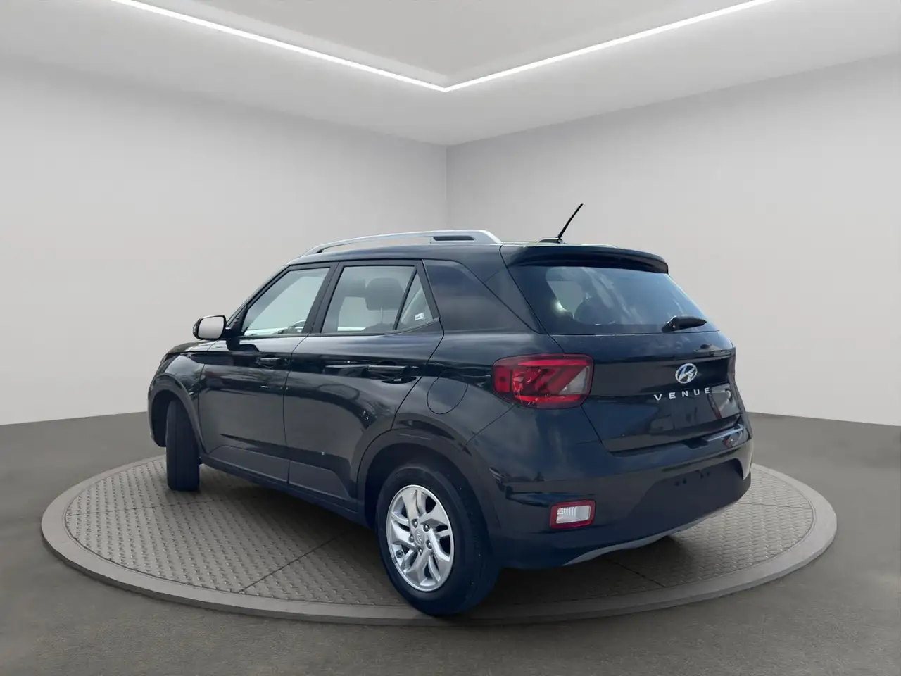 Hyundai Venue снимка Hyundai Venue