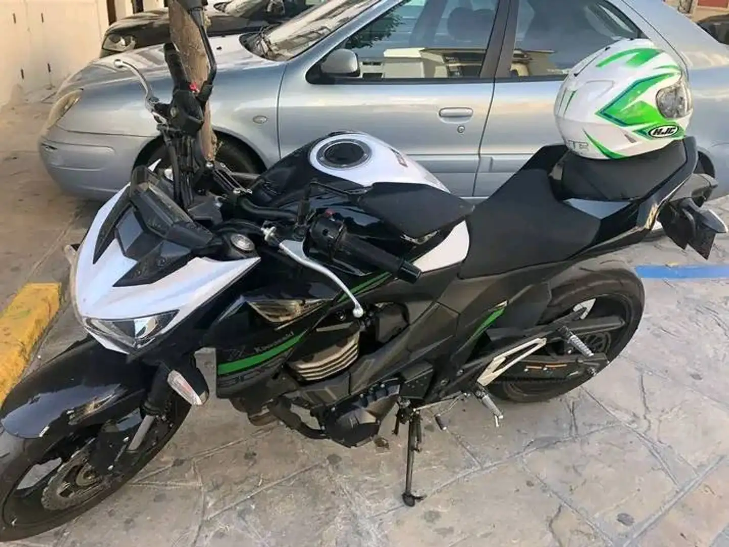Kawasaki Z 800 - 2
