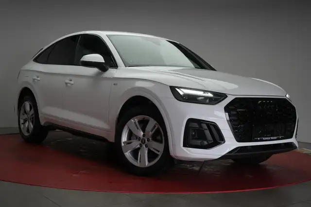 Audi Q5 main image