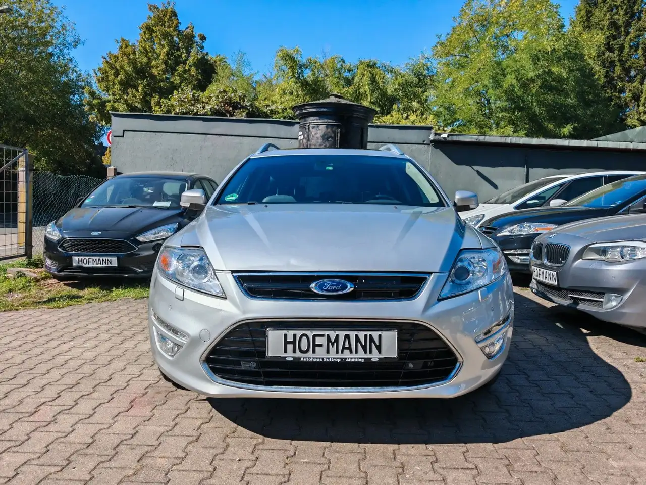 Ford Mondeo Titanium 2.2 d 200 PS Automatik TÜV 06.27 — photo 1 of 40