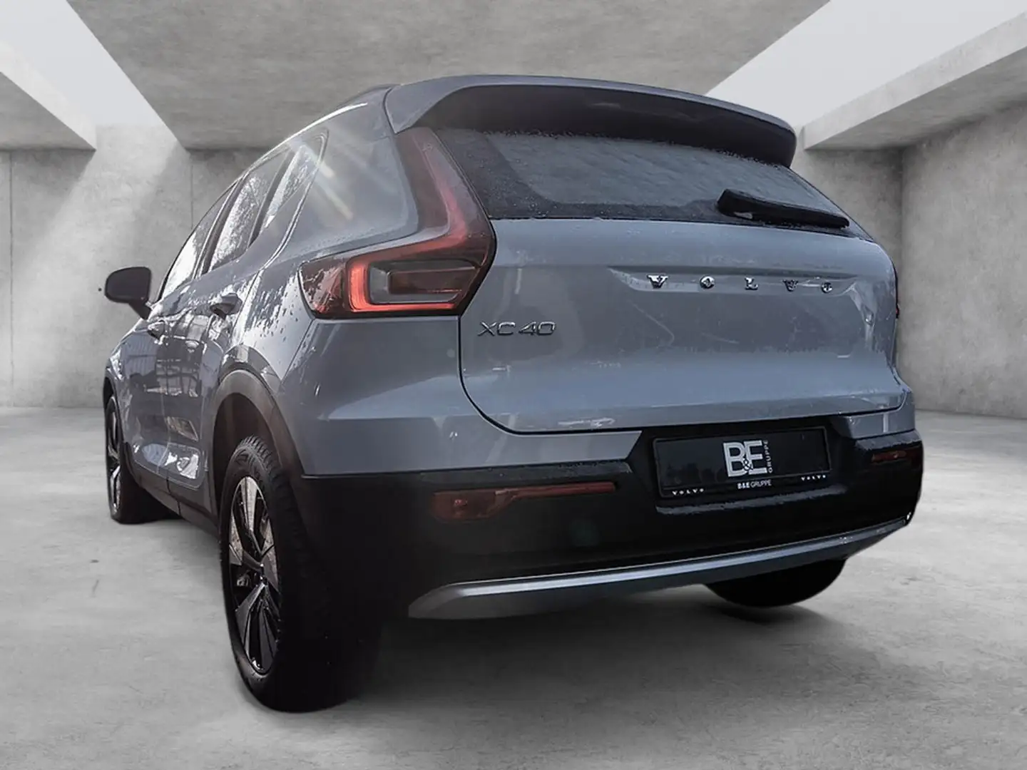 Volvo XC40 T4 Inscription Expression Recharge Plug-In Hybrid Silber - 2