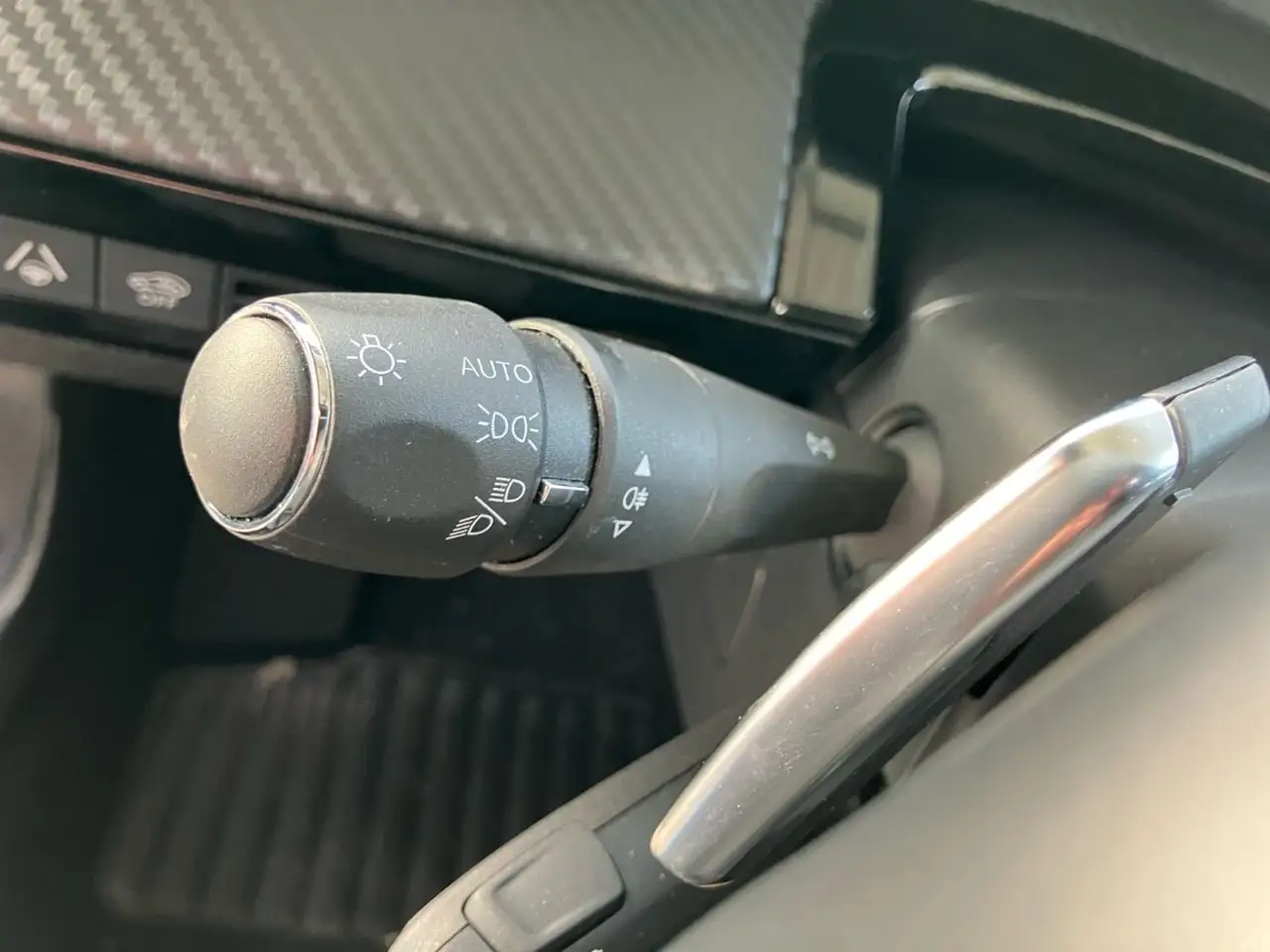 Peugeot 508 1.5 BlueHDi 130 SW Allure LED+Navi+SHZ+Kam. 25
