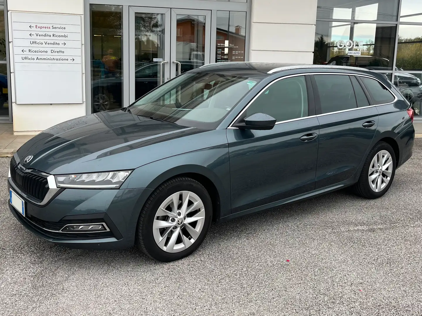 Skoda Octavia Octavia IV Wagon 2.0 tdi evo Style 150cv dsg Grigio - 1