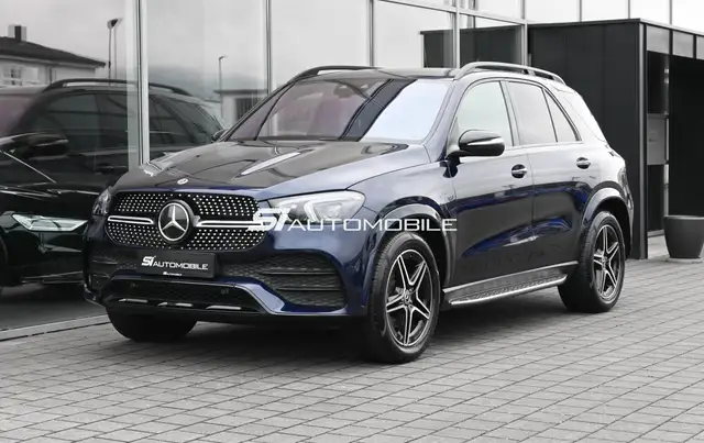Mercedes-Benz 300 main image