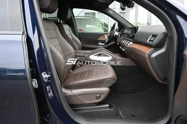 Mercedes-Benz 300 view 12