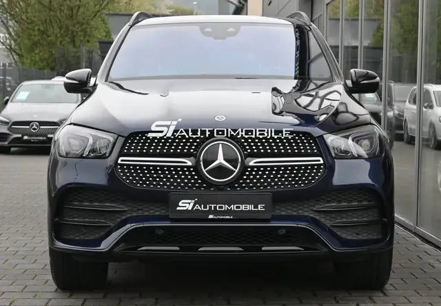 Mercedes-Benz 300 view 8