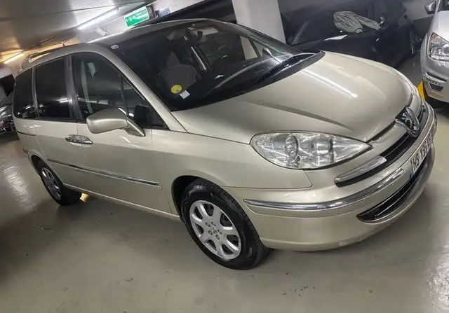 Peugeot 807 view 4