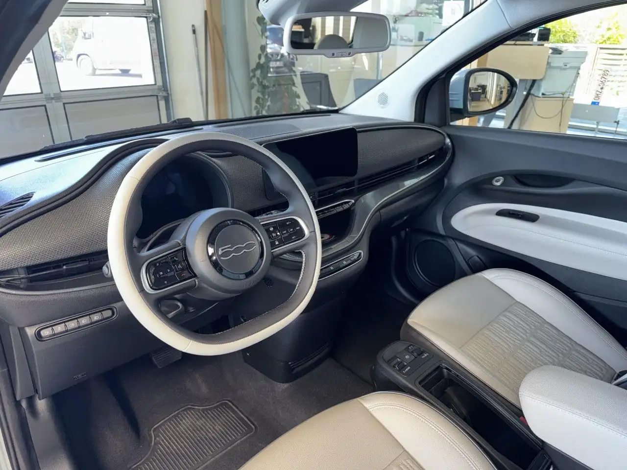 Fiat 500e 42kWh la Prima by Bocelli, Kamera, Leder! LED 12