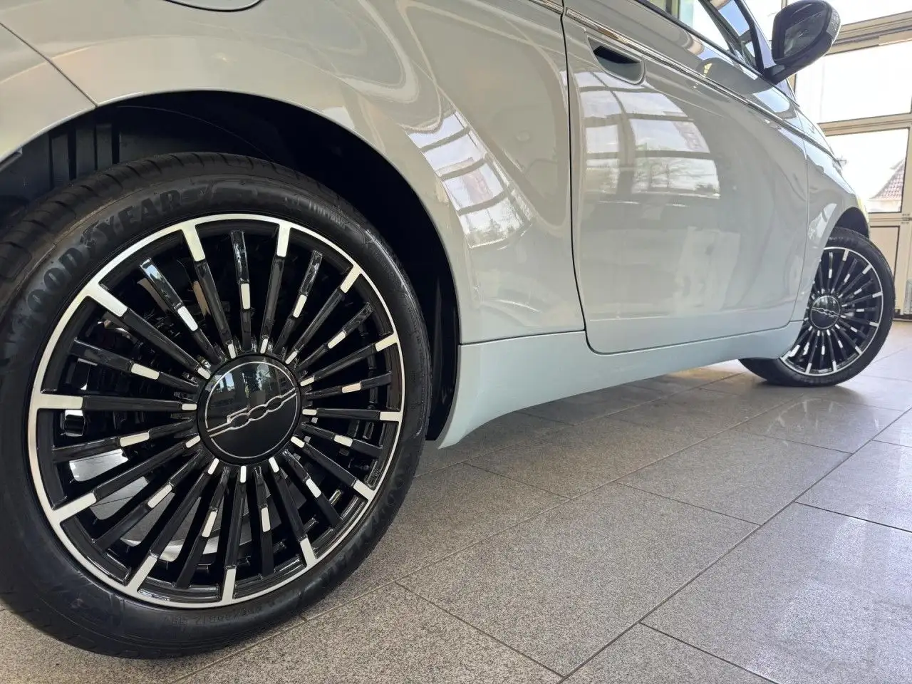 Fiat 500e 42kWh la Prima by Bocelli, Kamera, Leder! LED 8