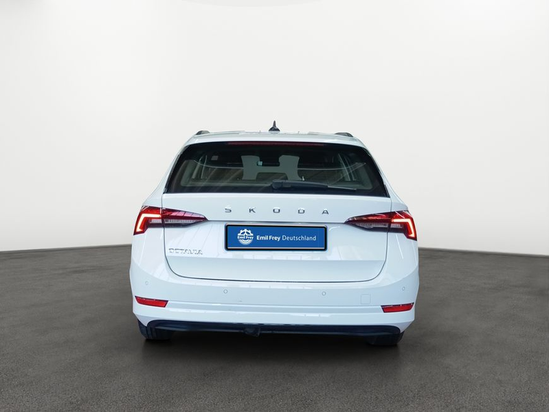 Skoda Octavia Combi 2.0 TDI DSG Ambition — photo 4