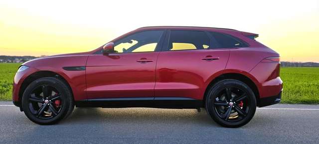 Imagine Jaguar F-Pace D200 S AWD Diesel Mild-Hybrid Facelift