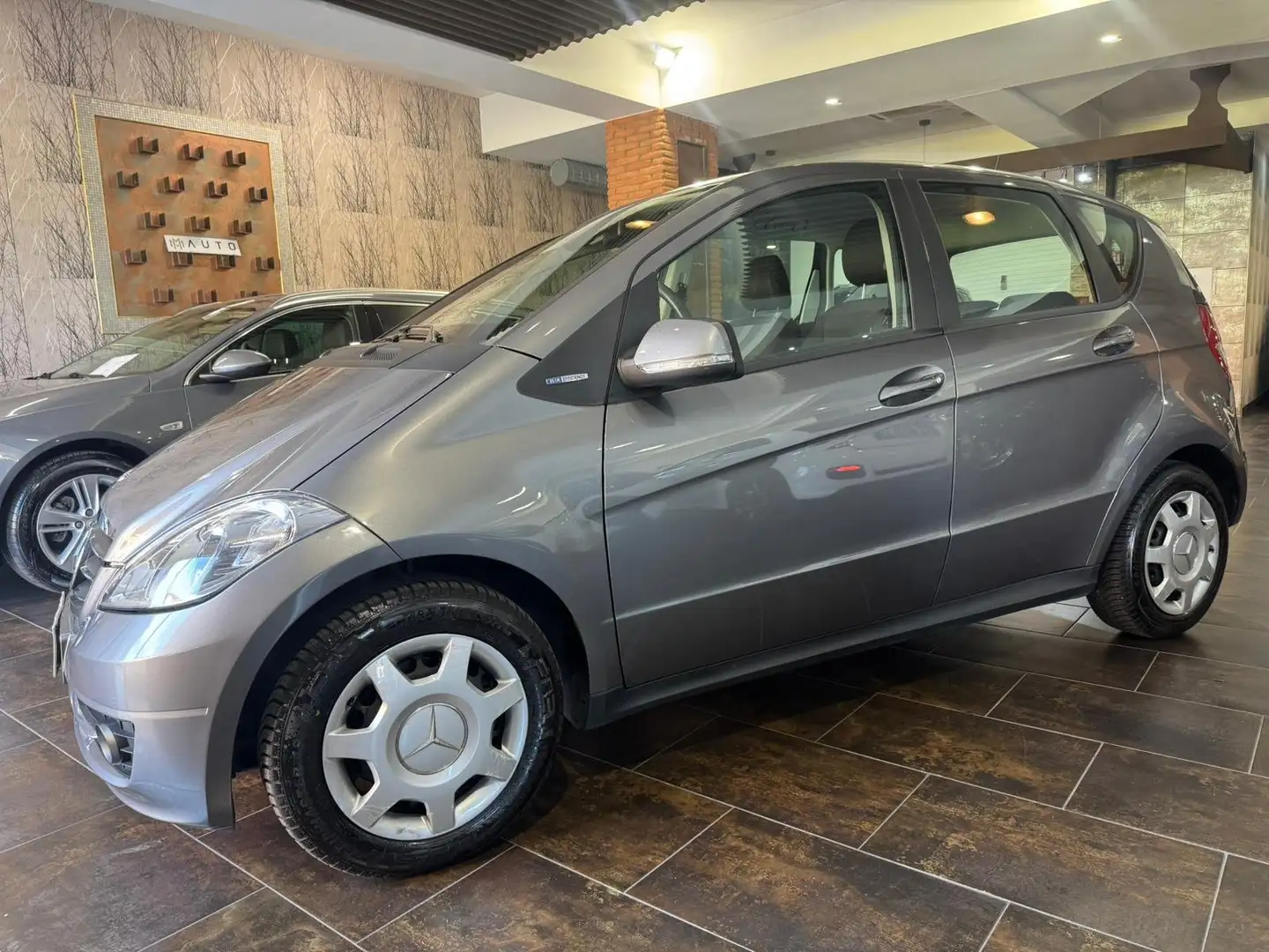 Mercedes-Benz A 160 Classe A - W/C 169 be Executive Gris - 1