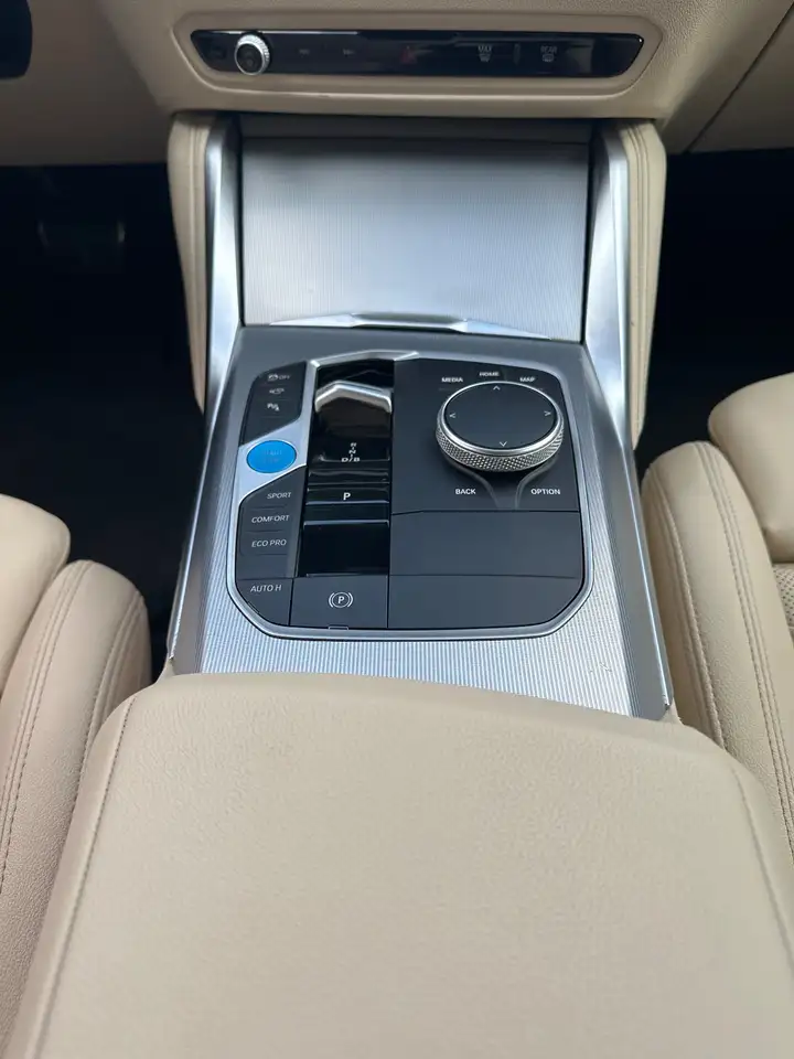 BMW i4 M50 Gran Coupe NAV+LED+20ZOLL+360°-KAM+HIFI+1HD, миниатюра 15