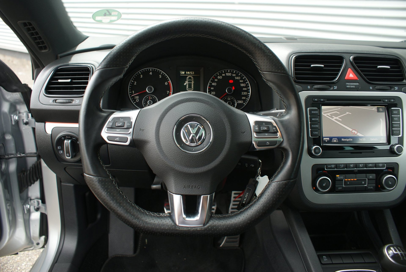 Volkswagen Scirocco 1.4 TSI Edition | Pano | Cruise | Camera | Xenon | — photo 16