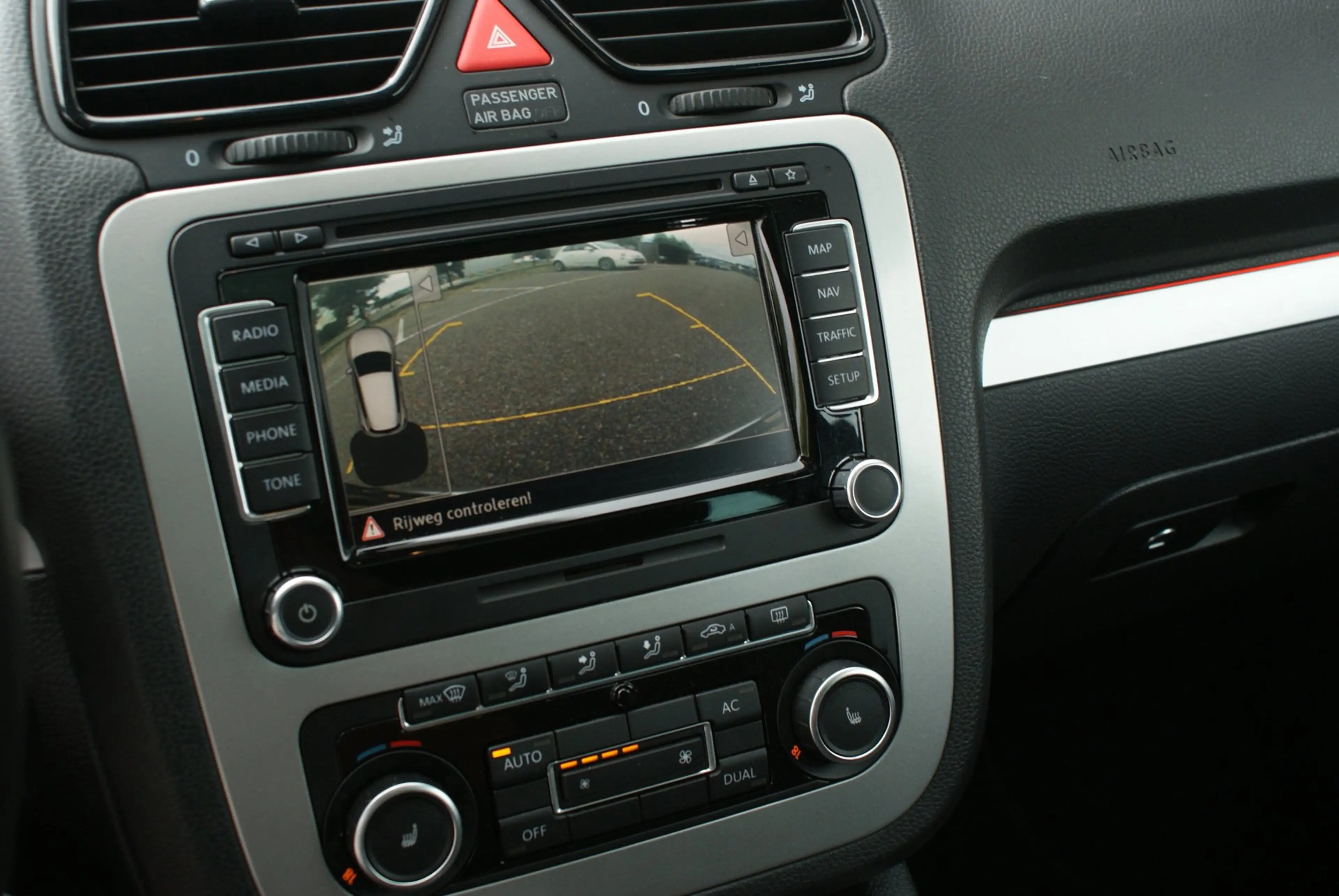 Volkswagen Scirocco 1.4 TSI Edition | Pano | Cruise | Camera | Xenon | — photo 18