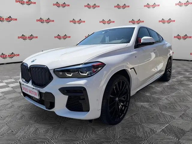 BMW X6 view 2