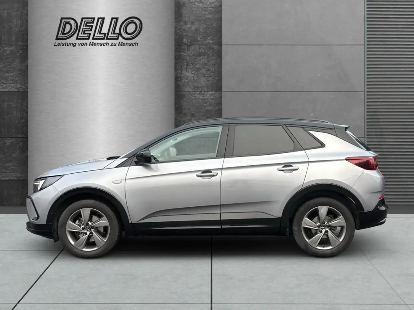 Opel Grandland GS Line 1.2 AT8 Navi Sihz Kamera360 Park&Go DAB LE Grau - 2