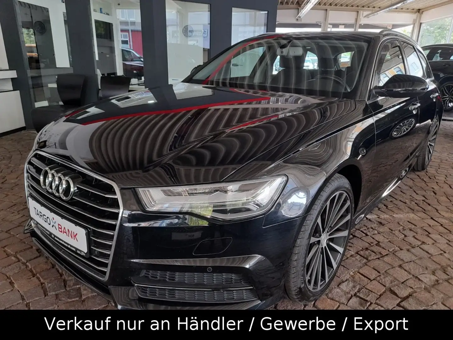 Audi A6 Avant 2.0 TDI ultra Black - 1