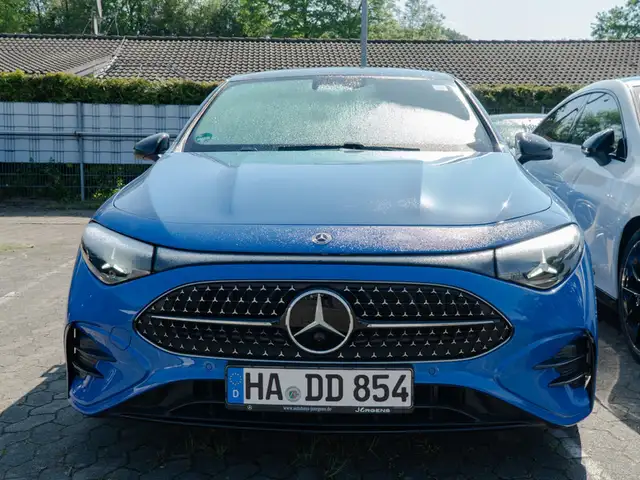 Mercedes-Benz Cla view 3