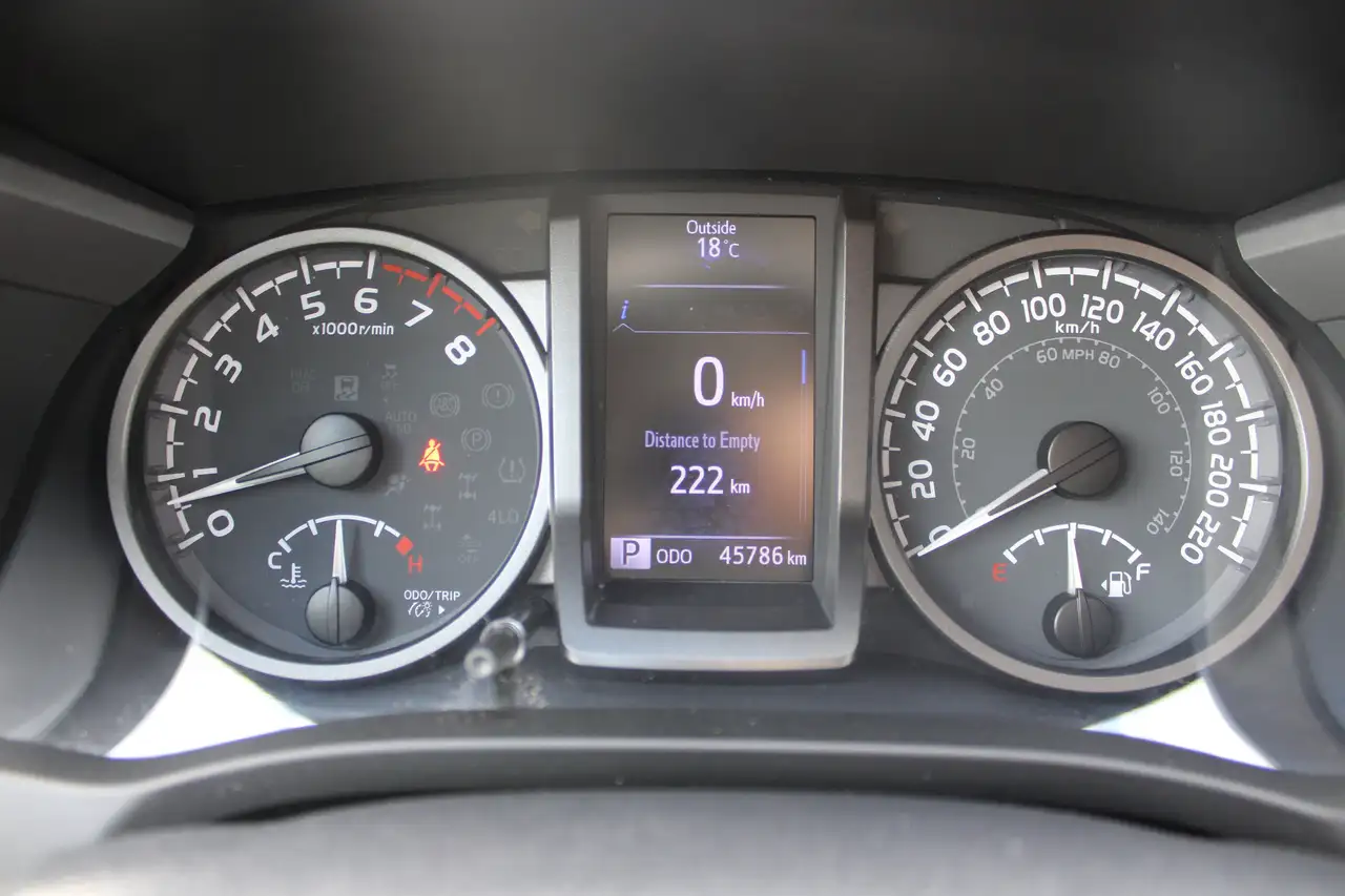 Toyota Tacoma photo Toyota Tacoma
