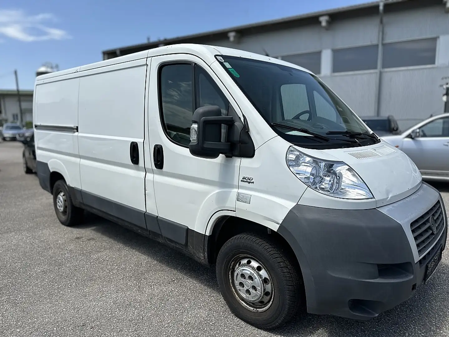 Fiat Ducato Ducato 30 L2H1 2,2 JTD Weiß - 2