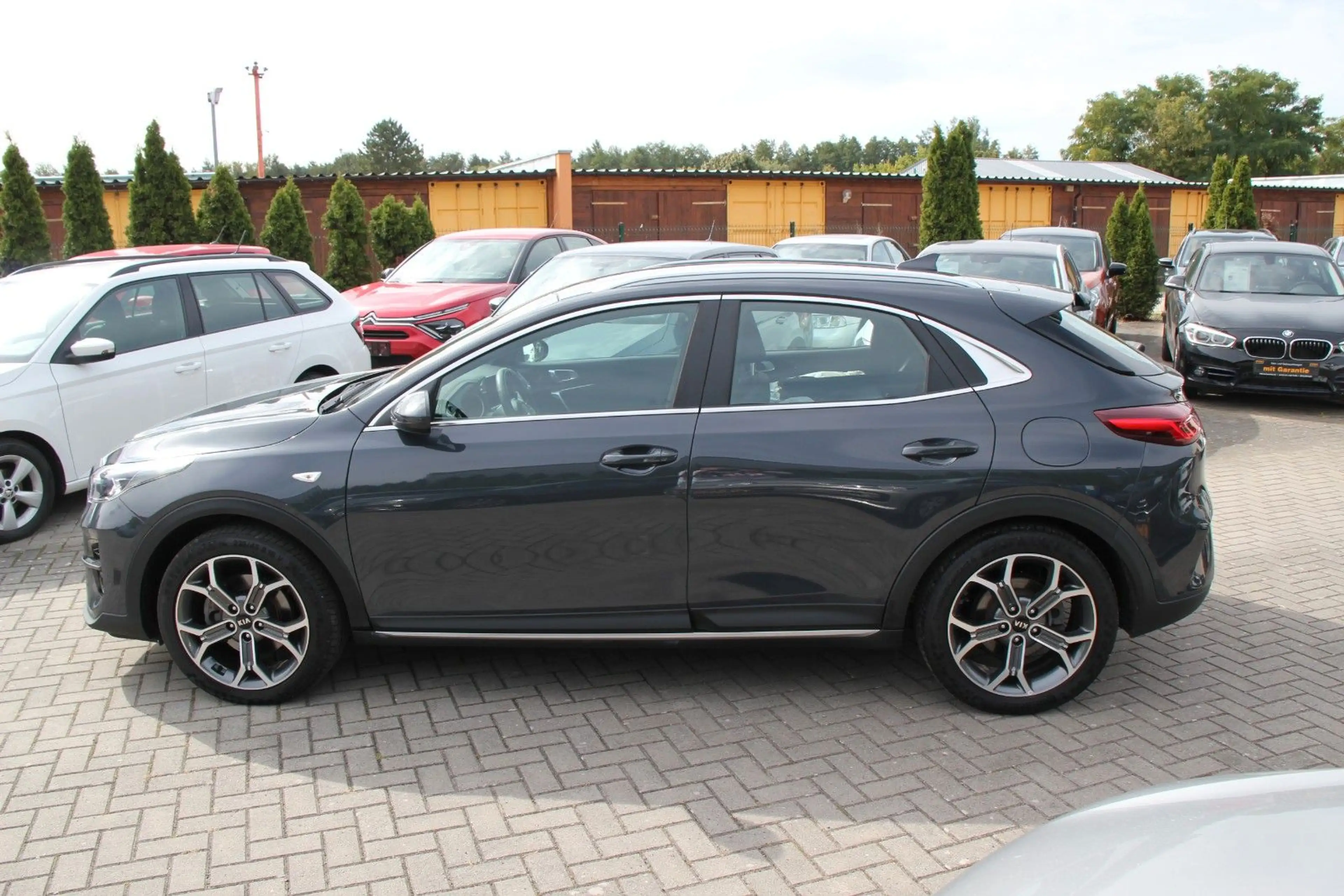 Kia XCeed Vision KLIMAAUT+SHZ+LKRHZ+8XALU+NAVI+DAB — photo 10