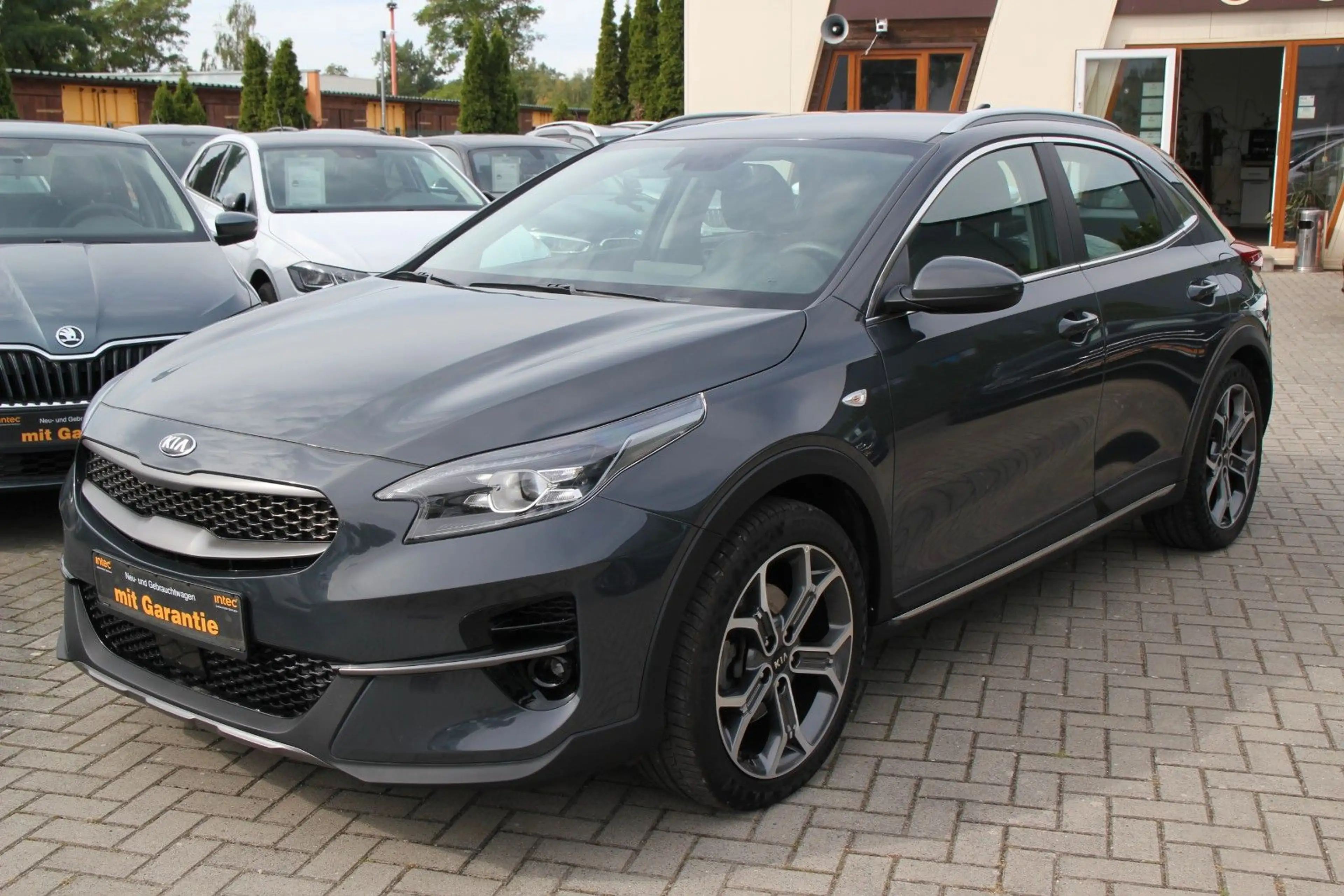 Kia XCeed Vision KLIMAAUT+SHZ+LKRHZ+8XALU+NAVI+DAB