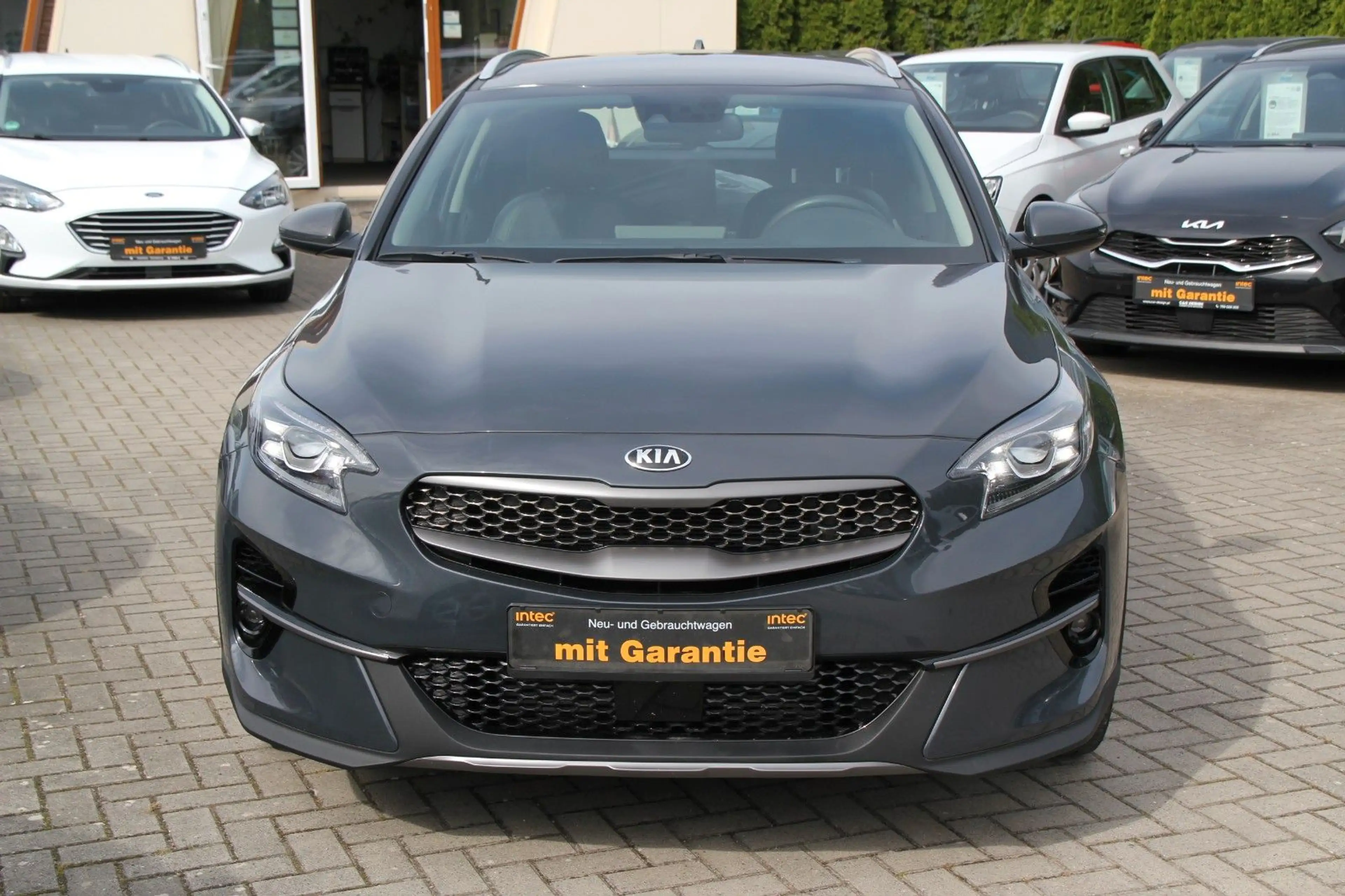 Kia XCeed Vision KLIMAAUT+SHZ+LKRHZ+8XALU+NAVI+DAB — photo 4