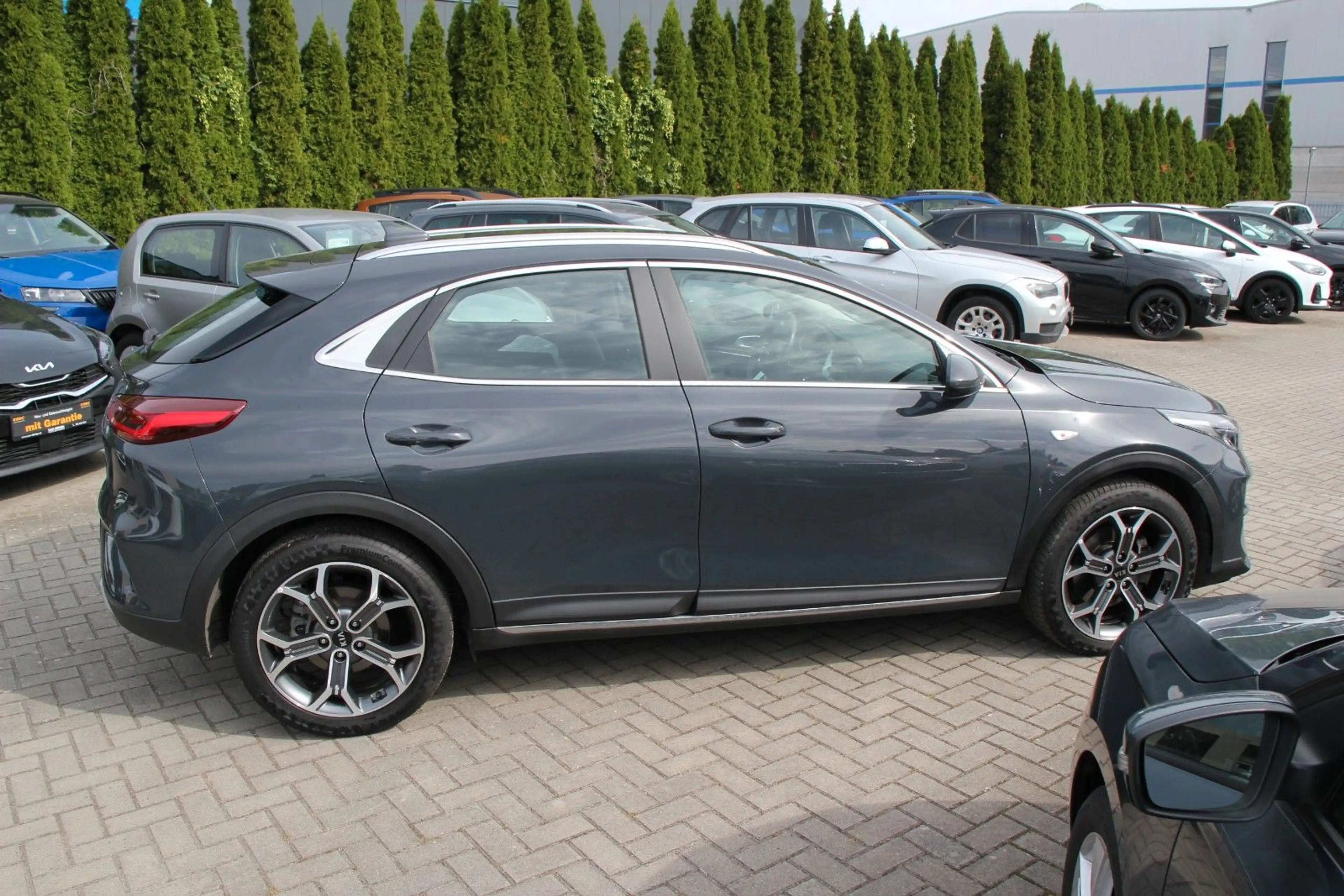 Kia XCeed Vision KLIMAAUT+SHZ+LKRHZ+8XALU+NAVI+DAB — photo 6