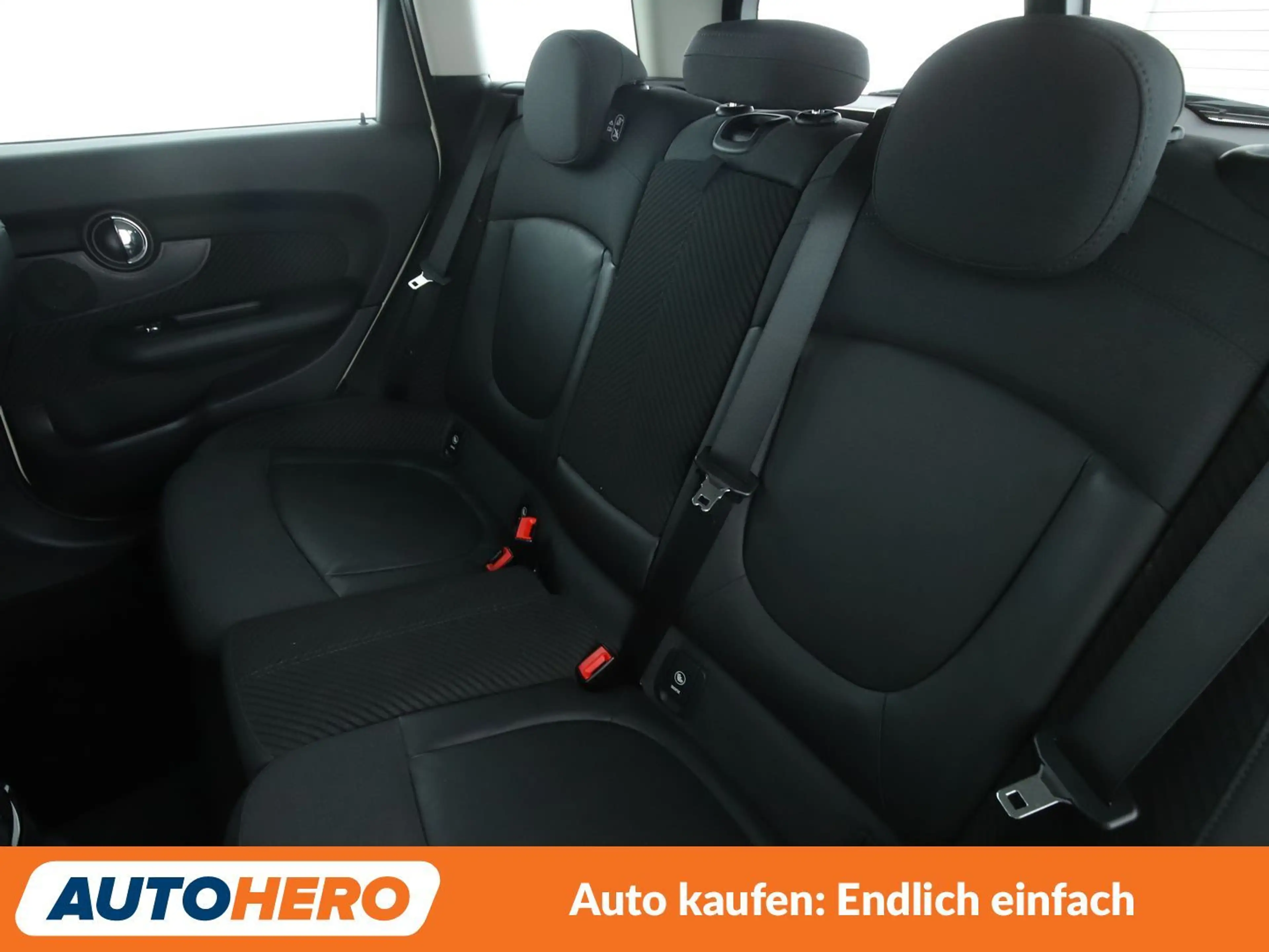 MINI Cooper D Clubman Cooper D *NAVI*LED*TEMPO*LIM*PDC*SHZ* — photo 14
