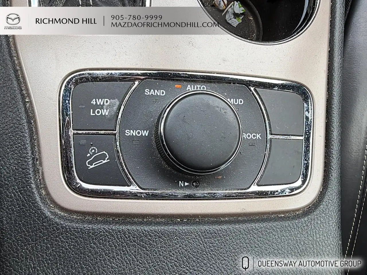 Jeep Grand Cherokee photo Jeep Grand Cherokee
