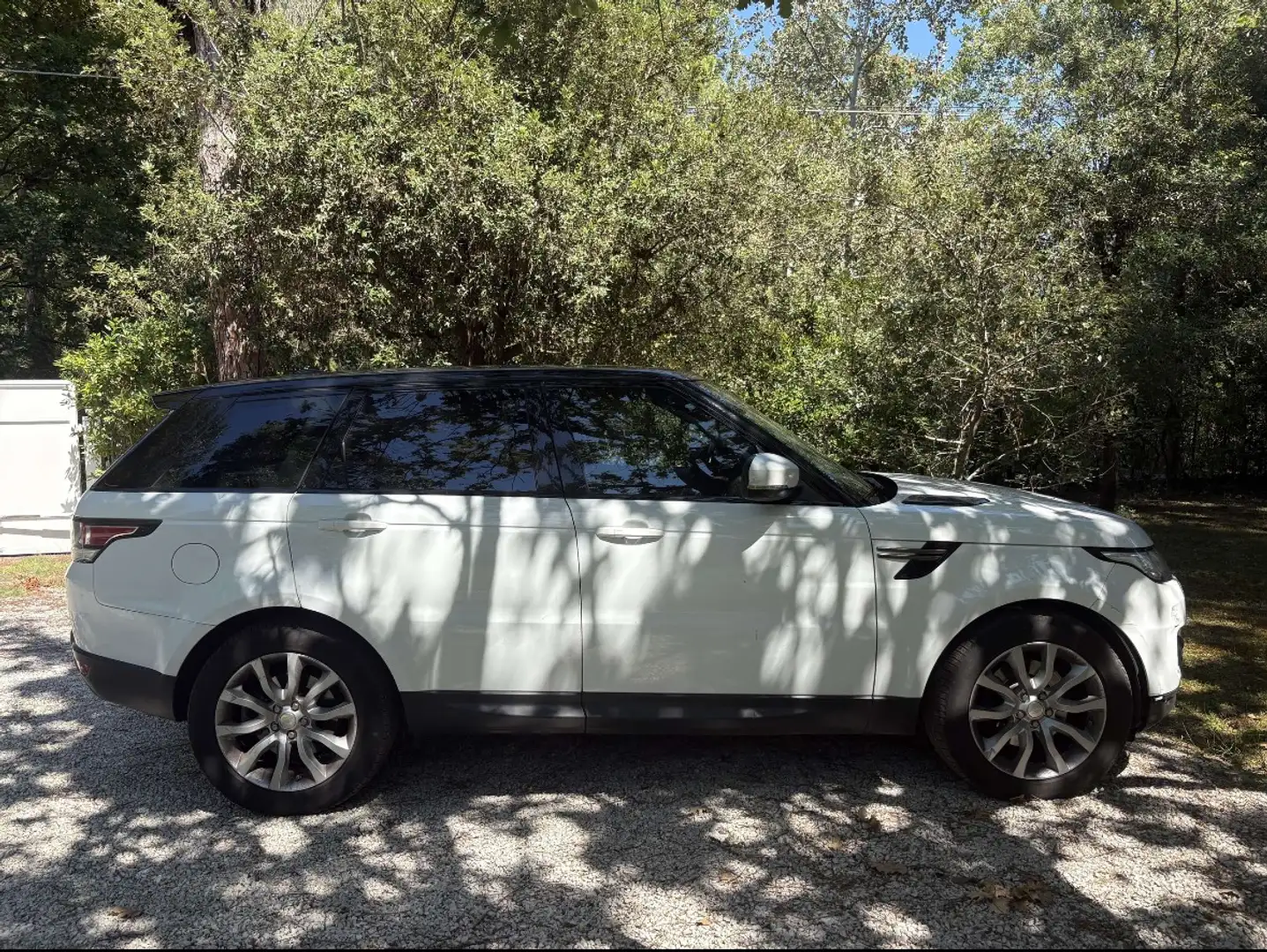 Land Rover Range Rover Sport 3.0 tdV6 SE auto - 1