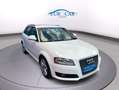 Audi A3 1.6TDI Attraction Weiß - thumbnail 3