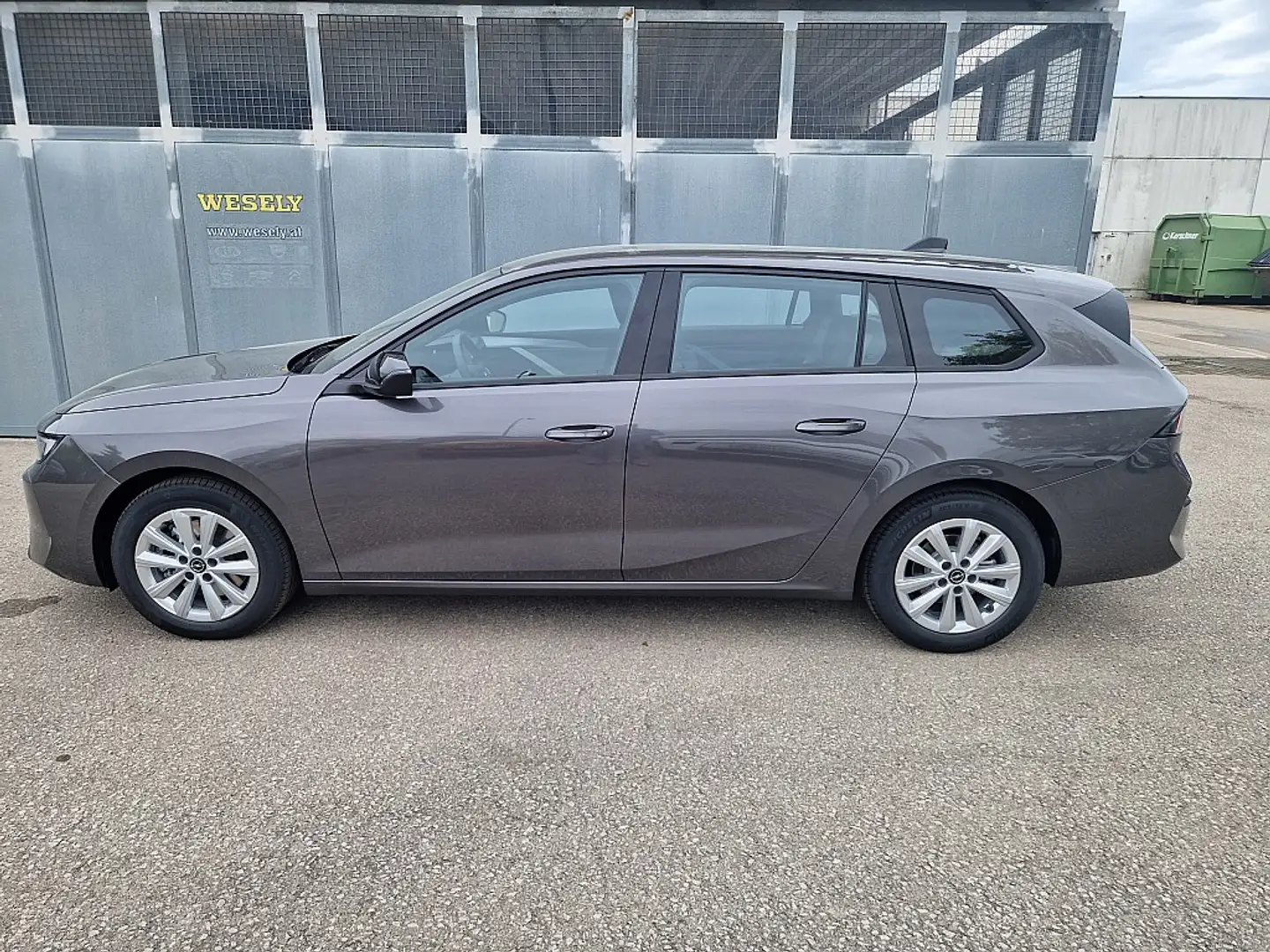 Opel Astra ST 1,2 Turbo Edition Grigio - 2