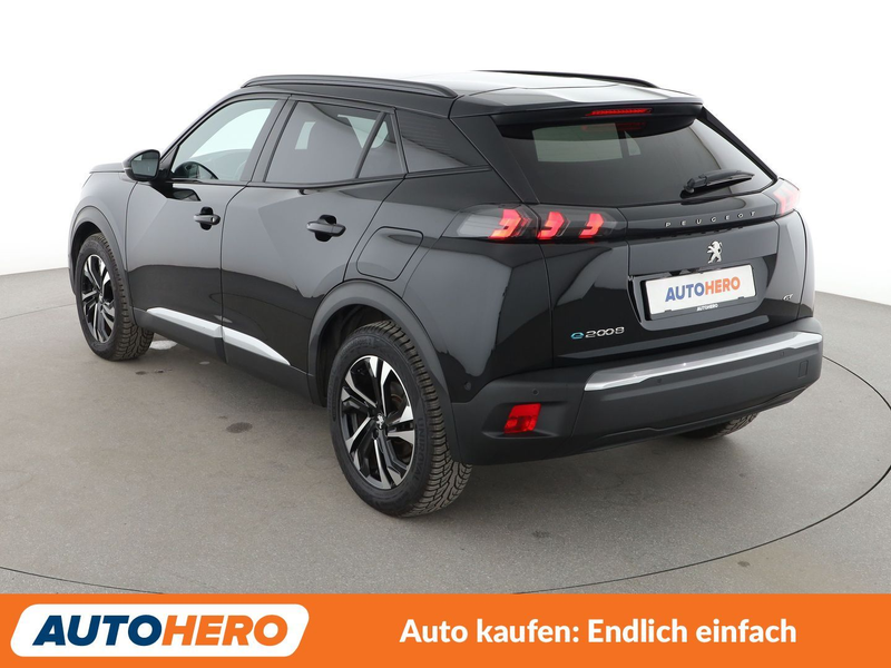 Peugeot e-2008 electric drive 100 kW e GT Aut.*NAVI*CAM*TEMPO* — photo 4